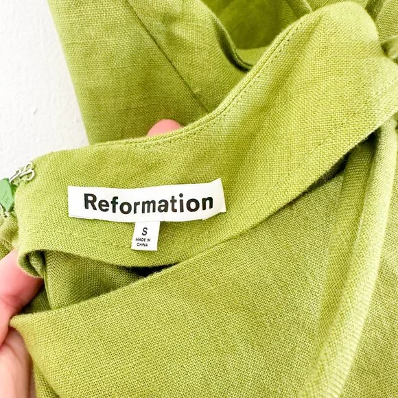 Reformation | Selia 100% Linen Maxi Dress in Avocado Green - Picture 7 of 8
